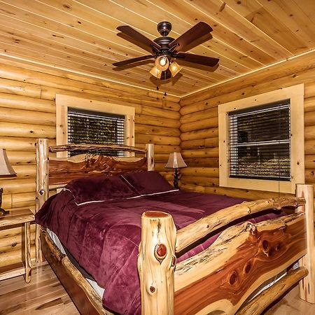 Hocking Hills Cabins & Resort Foxfire ローガン エクステリア 写真
