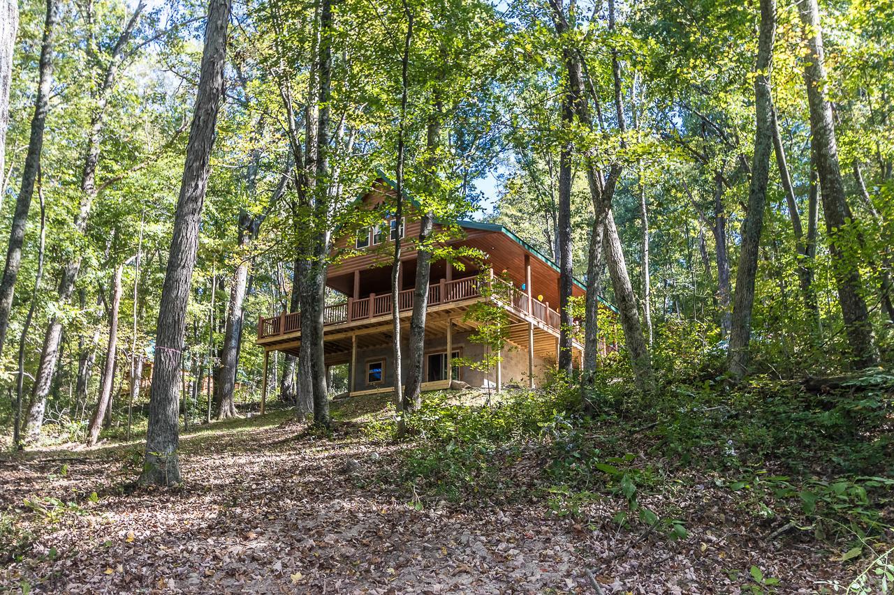 Hocking Hills Cabins & Resort Foxfire ローガン エクステリア 写真