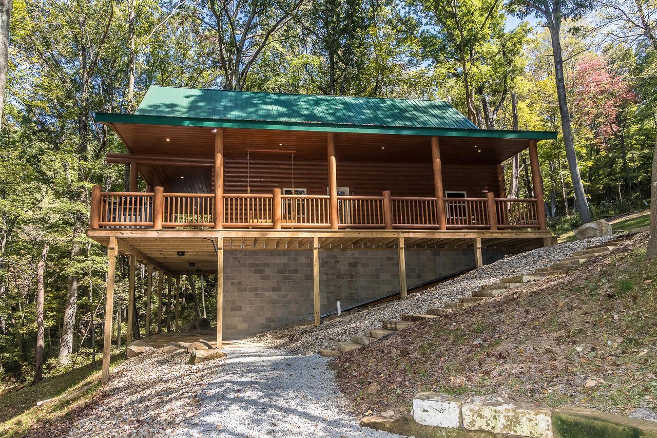 Hocking Hills Cabins & Resort Foxfire ローガン エクステリア 写真
